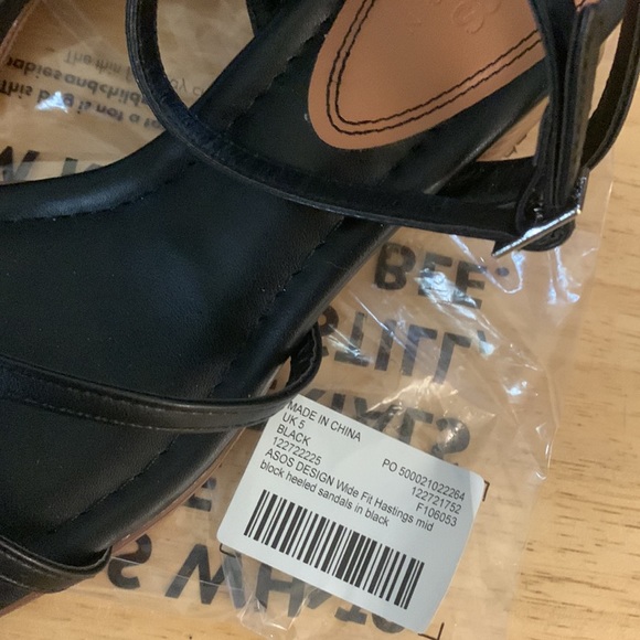 ASOS Design Ankle Strap Sandals - Picture 6 of 8